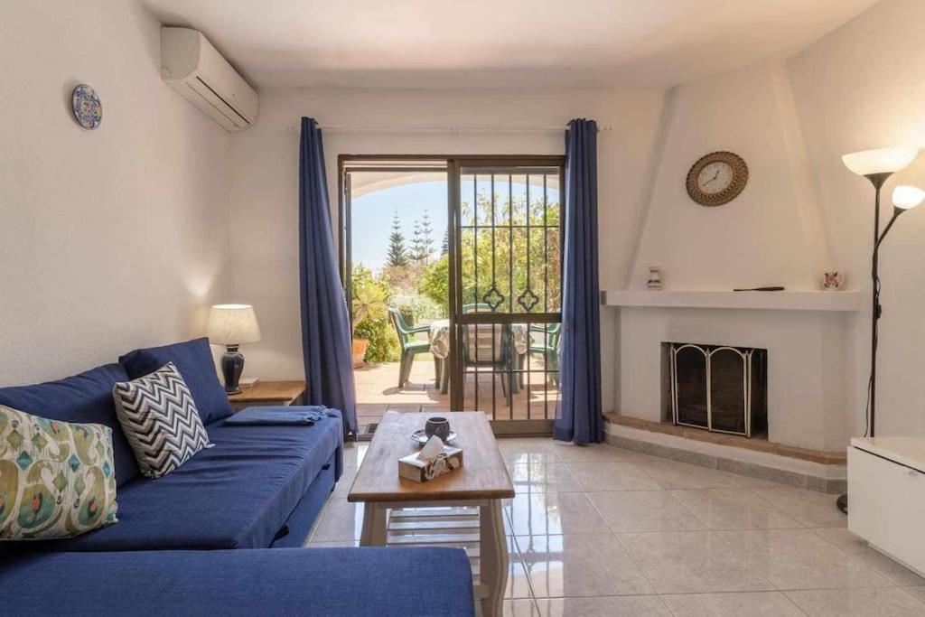 Tropicana Townhouse, 2 Bedroom Nerja Buitenkant foto