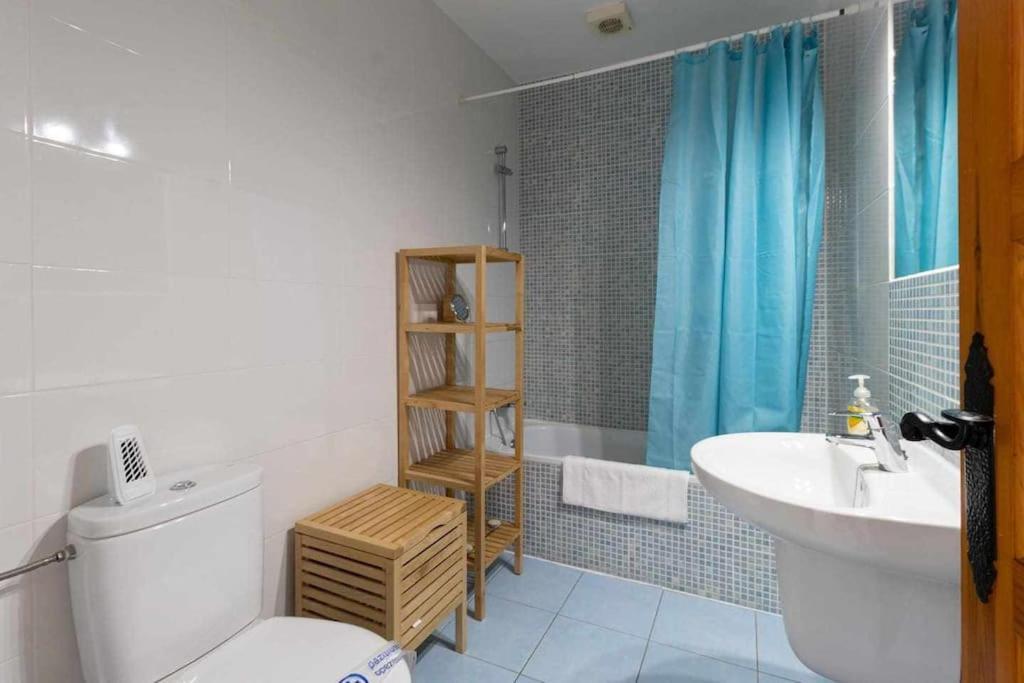 Tropicana Townhouse, 2 Bedroom Nerja Buitenkant foto