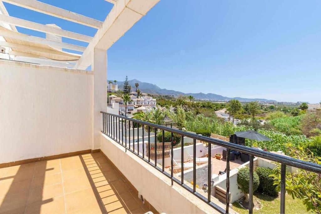 Tropicana Townhouse, 2 Bedroom Nerja Buitenkant foto
